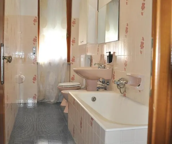 Apartman Viale Repubblica 329 1